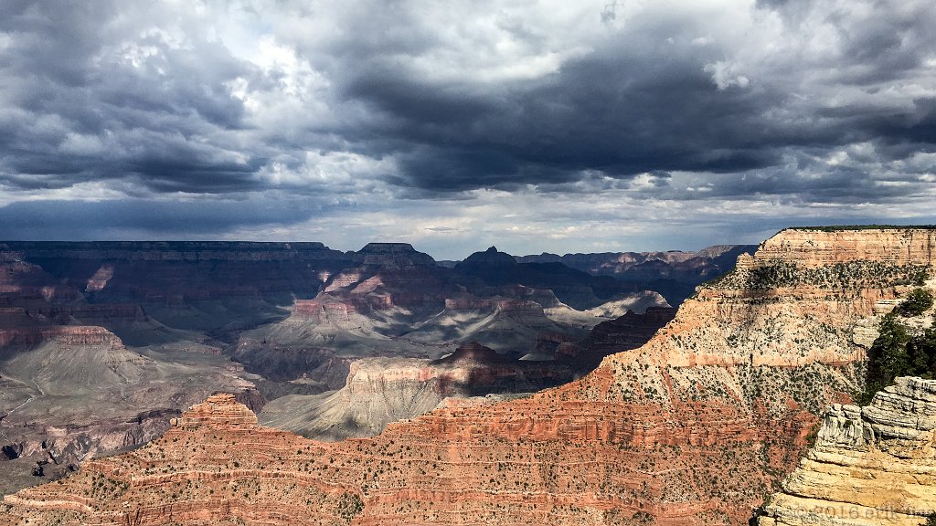 Mather Point, Grand Canyon NP - click to continue