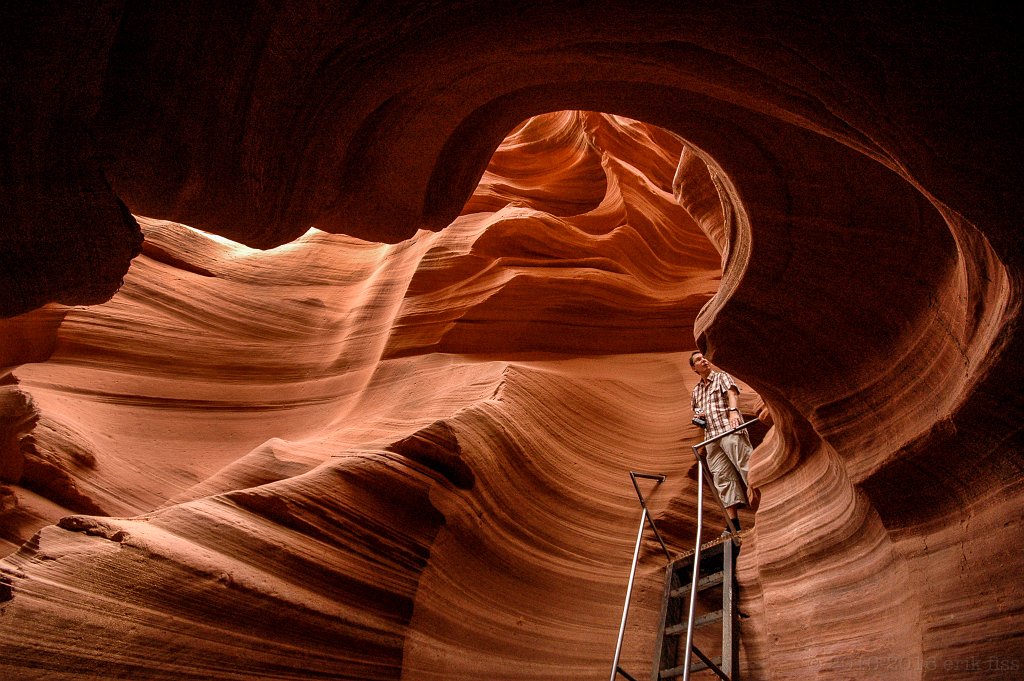 Lower Antelope Canyon - click to continue