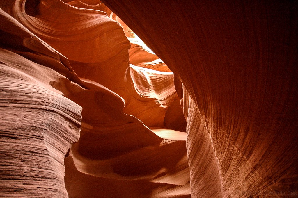 Lower Antelope Canyon - click to continue