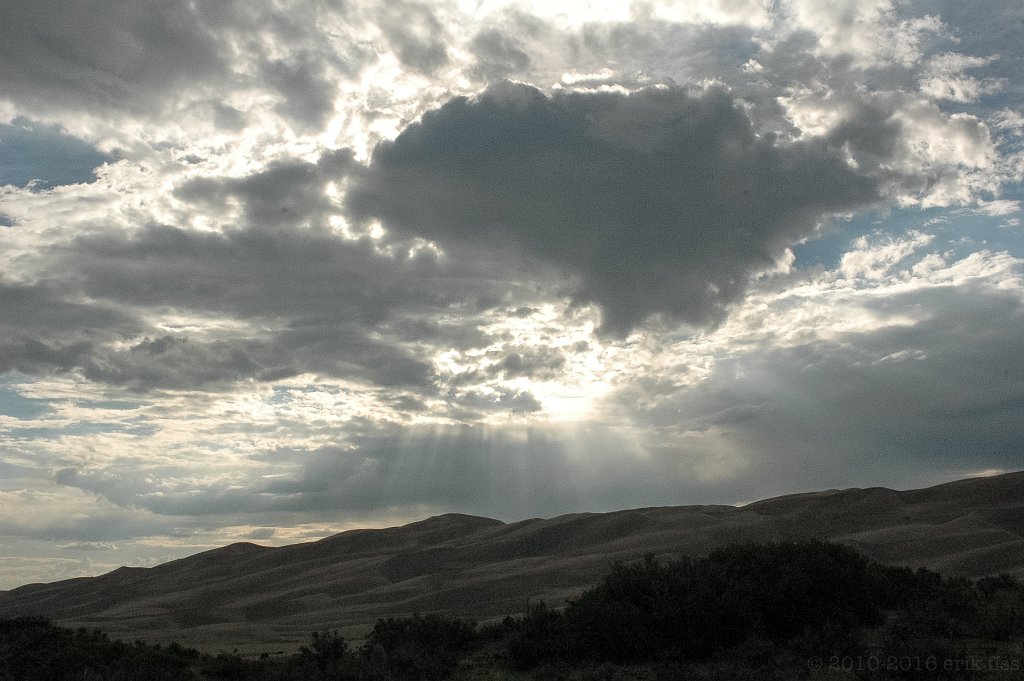 Great Sand Dunes NP - click to continue