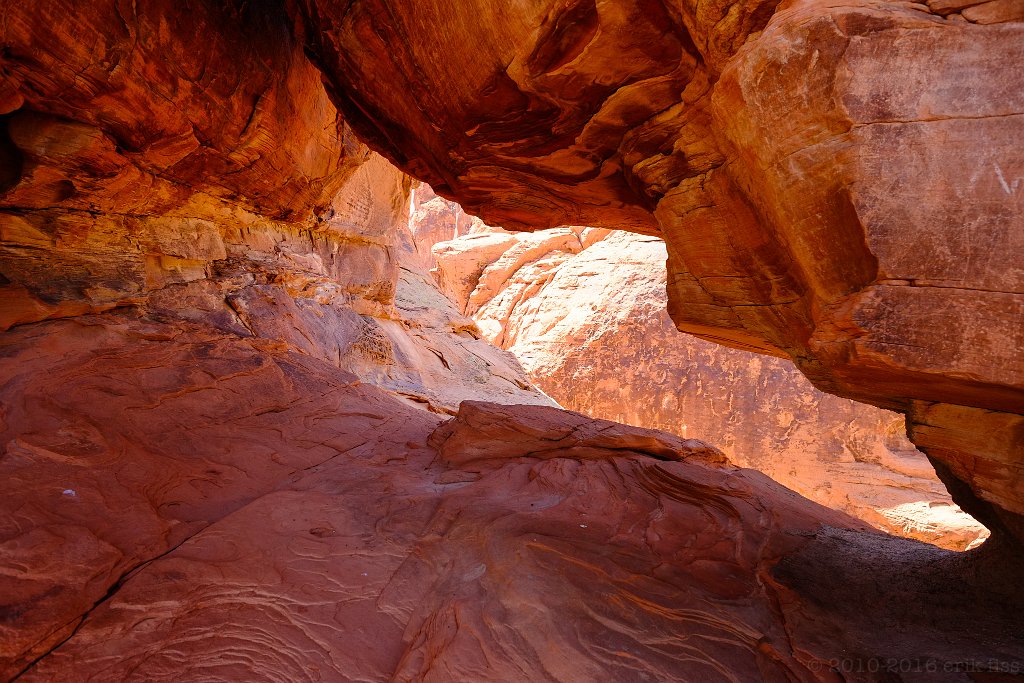 Valley of Fire SP - click to continue